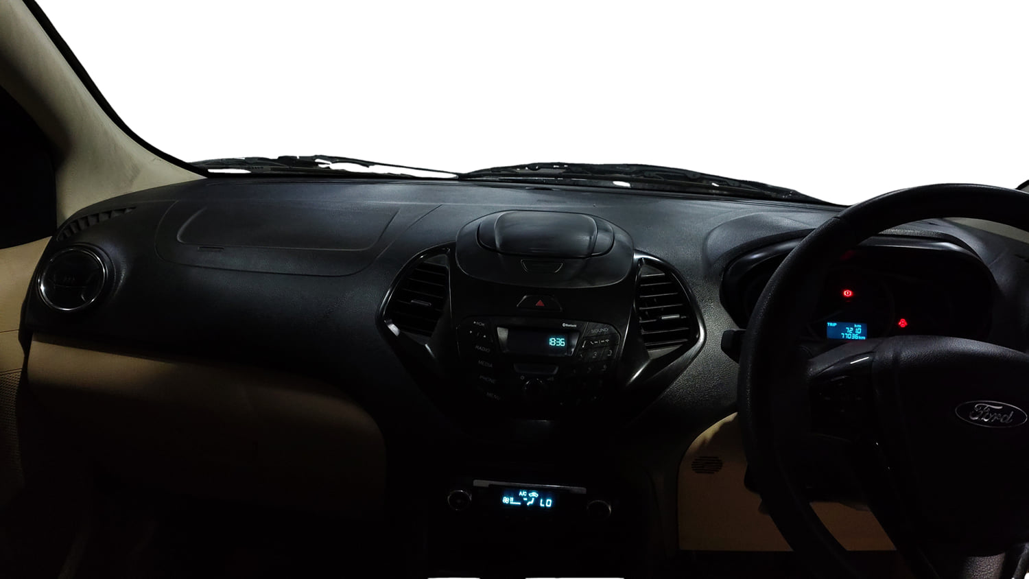 Used 2016 Ford Figo Aspire Titanium 1.2 Ti-VCT Petrol Manual interior DASHBOARD VIEW