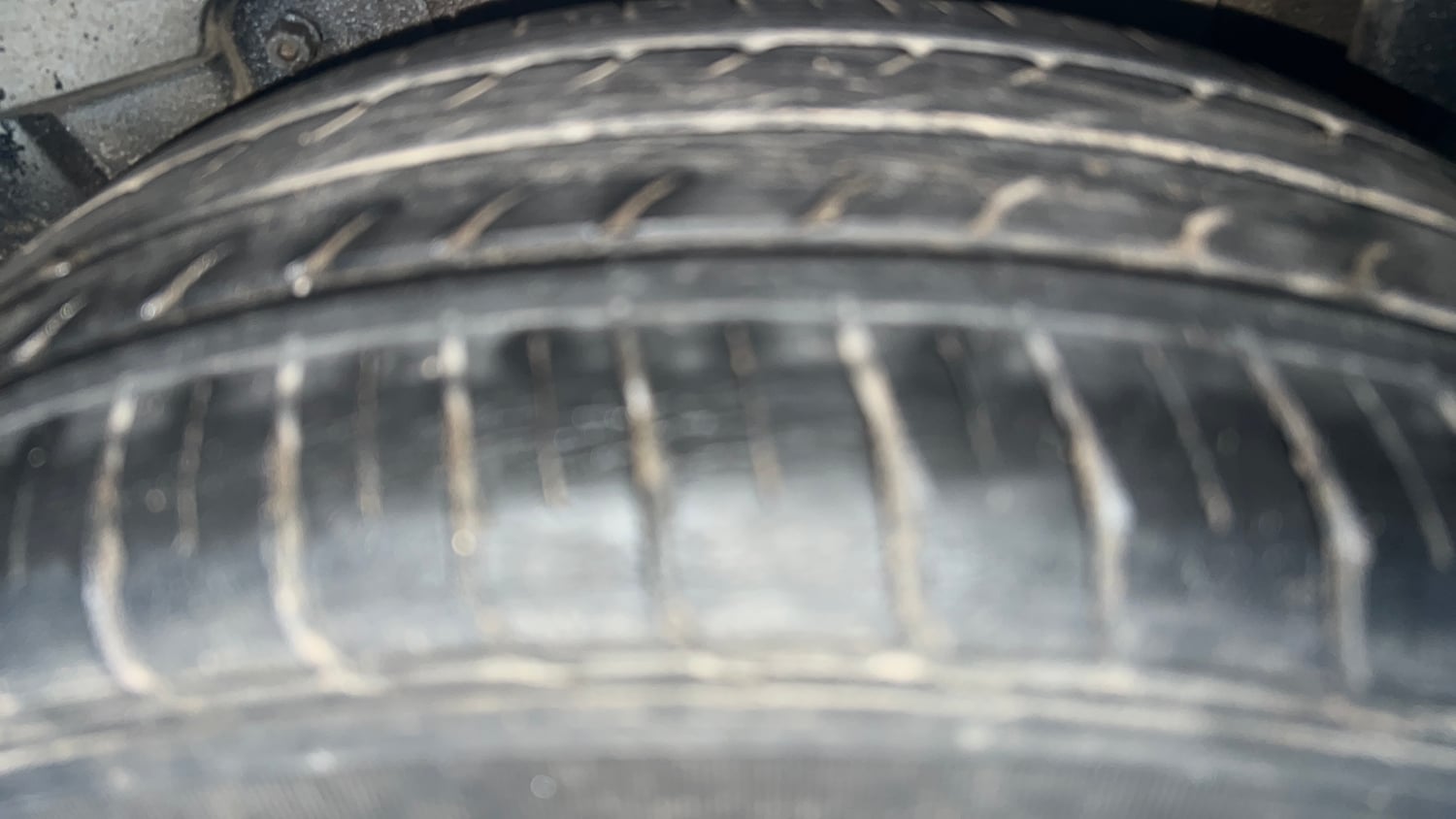Used 2020 Tata Tigor XZA Plus Petrol Automatic tyres LEFT REAR TYRE TREAD VIEW