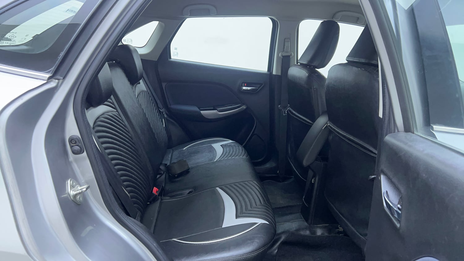 Used 2021 Maruti Suzuki Baleno Zeta Petrol Manual interior RIGHT SIDE REAR DOOR CABIN VIEW