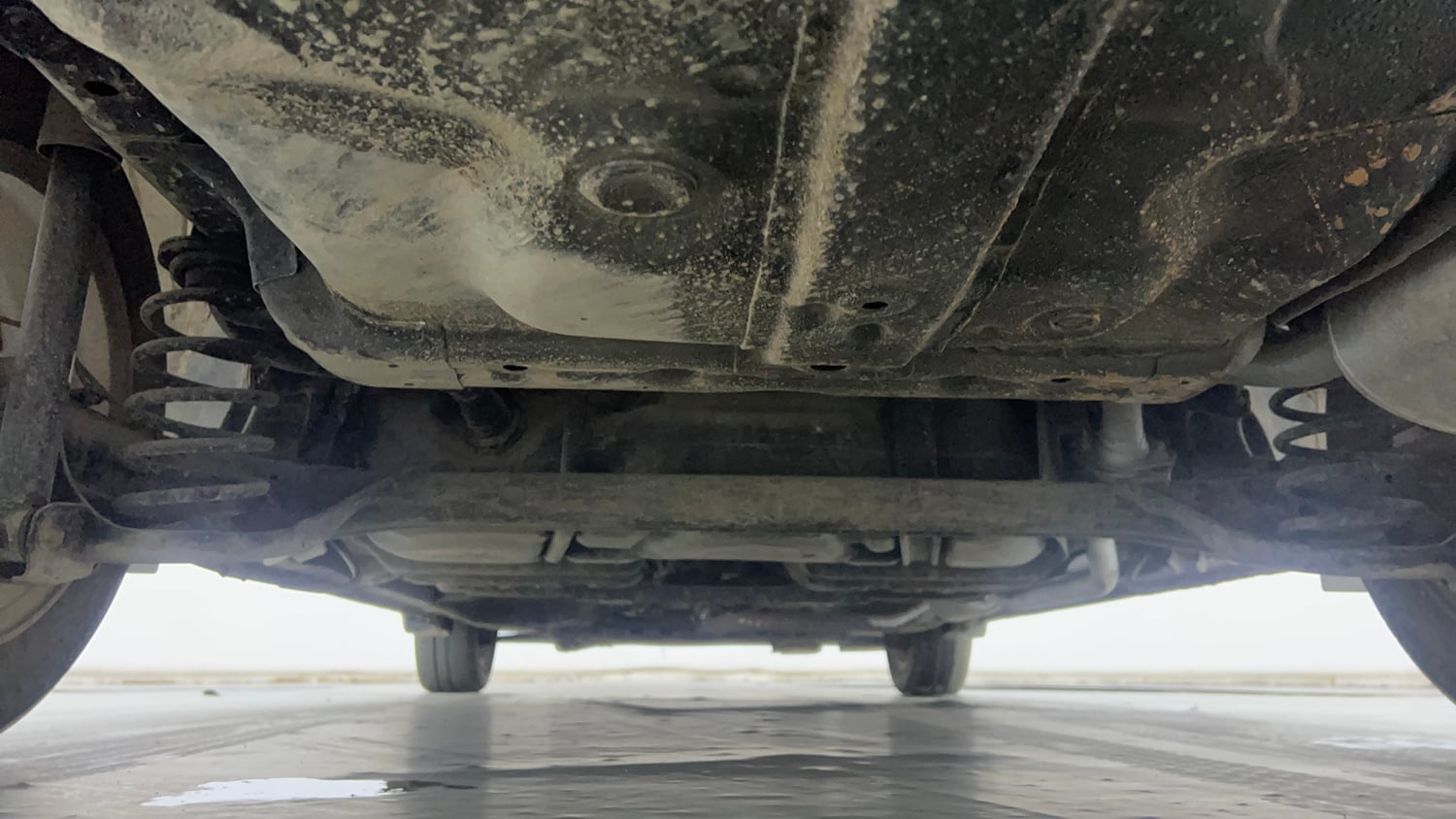 Used 2014 Honda City VX CVT Petrol Automatic extra REAR UNDERBODY VIEW (TAKEN FROM REAR)