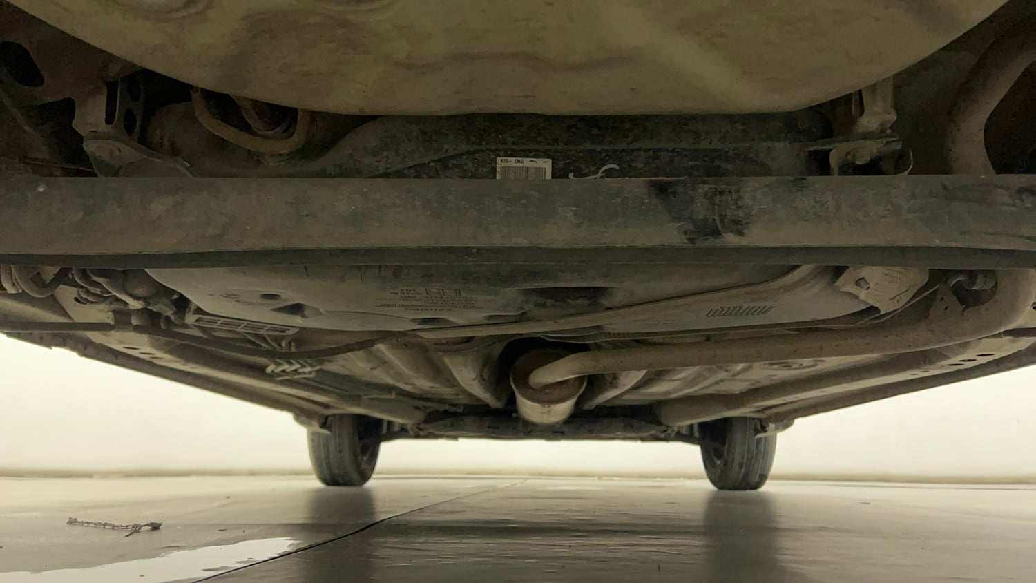 Used 2023 Maruti Suzuki Wagon R VXI 1.0 CNG Cng Manual extra REAR UNDERBODY VIEW (TAKEN FROM REAR)