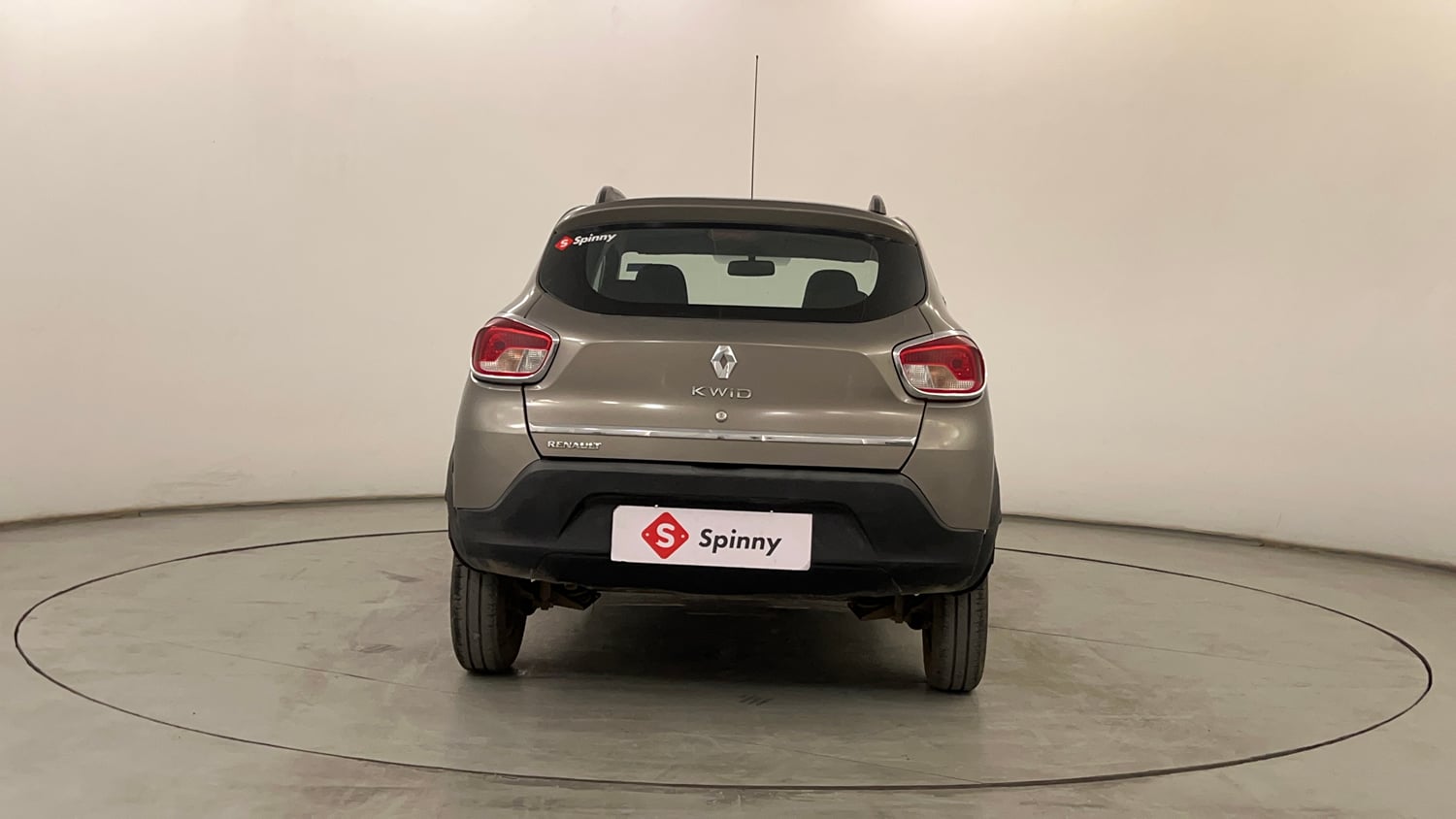 Used 2016 Renault Kwid RXT Petrol Manual exterior BACK VIEW