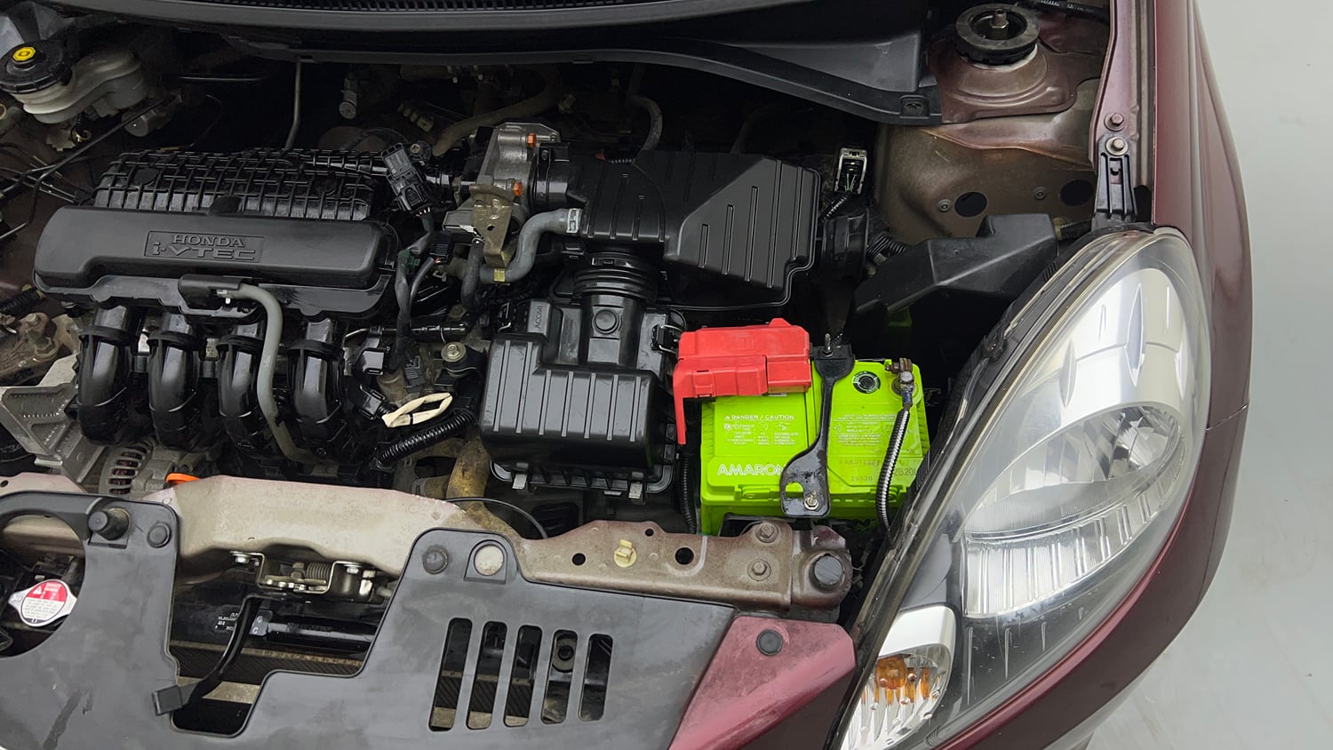 Used 2015 Honda Amaze 1.2 S i-VTEC Petrol Manual engine ENGINE LEFT SIDE VIEW