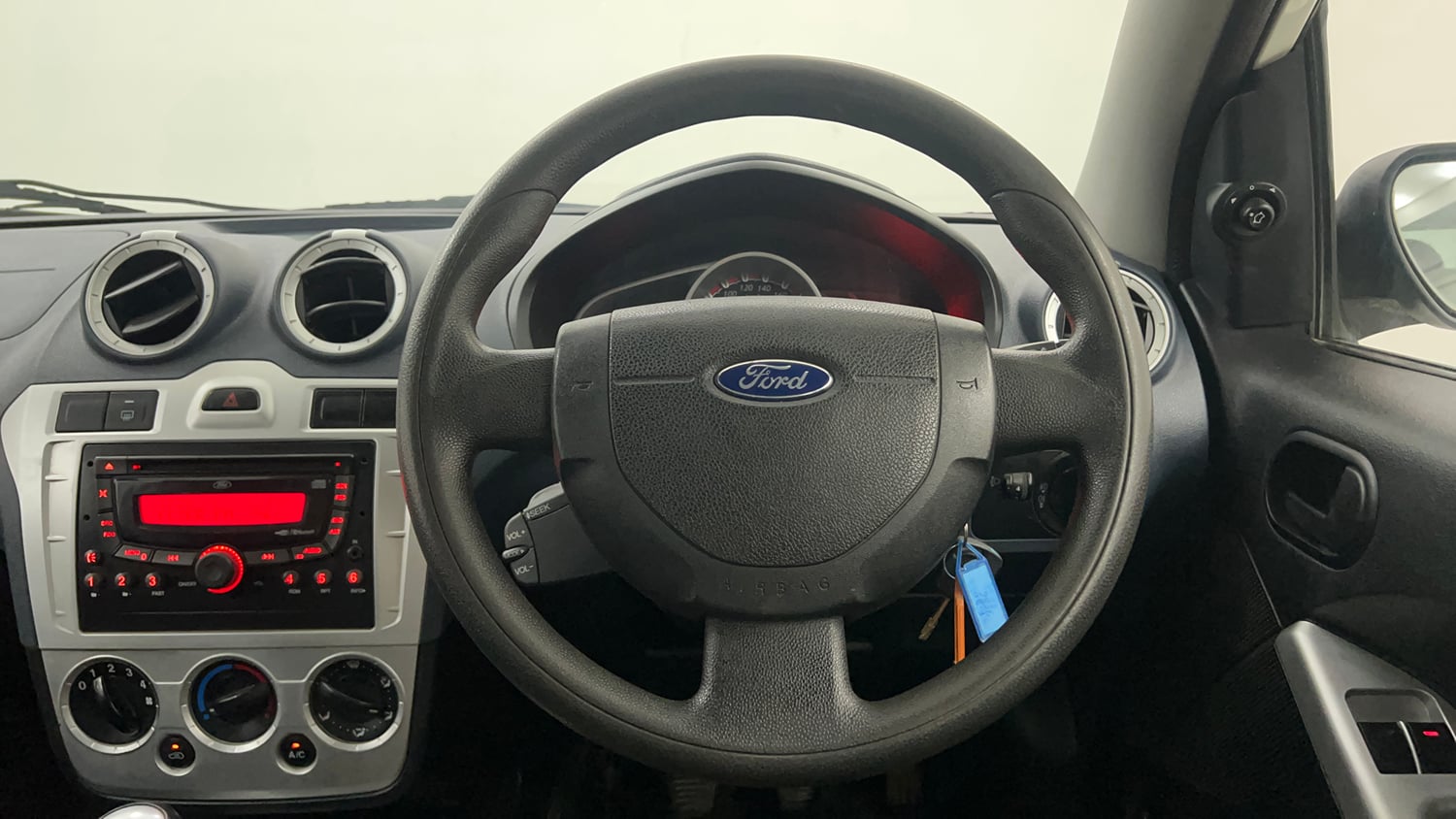 Used 2014 Ford Figo Duratec Petrol Titanium 1.2 Petrol Manual interior STEERING VIEW