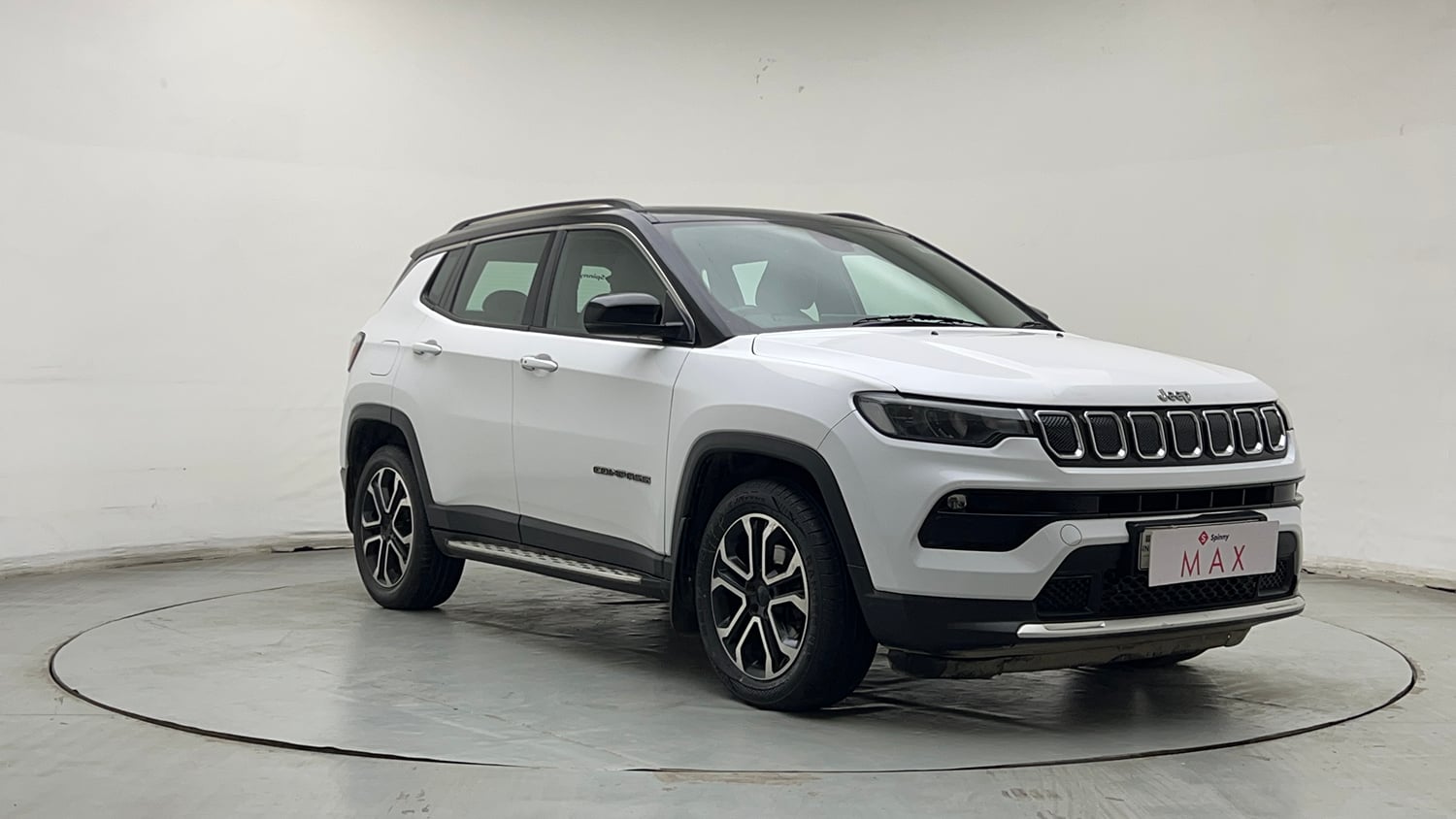 Used 2024 Jeep Compass Limited (O) 2.0 Diesel Diesel Manual exterior RIGHT FRONT CORNER VIEW