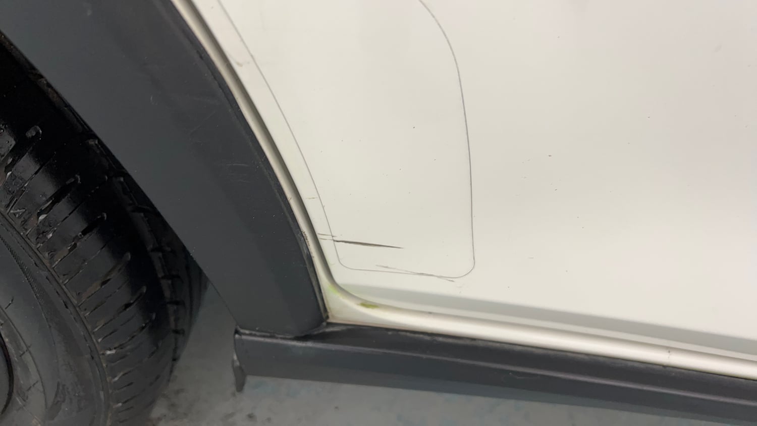 Used 2020 Maruti Suzuki Ignis Zeta 1.2 AMT Petrol Automatic dents MINOR SCRATCH