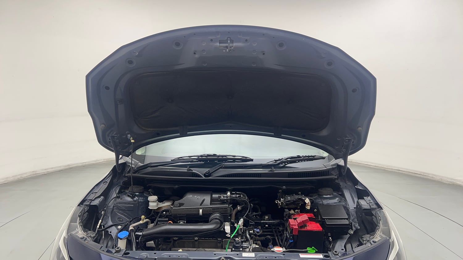 Used 2022 Maruti Suzuki Baleno Alpha Petrol Manual engine ENGINE & BONNET OPEN FRONT VIEW