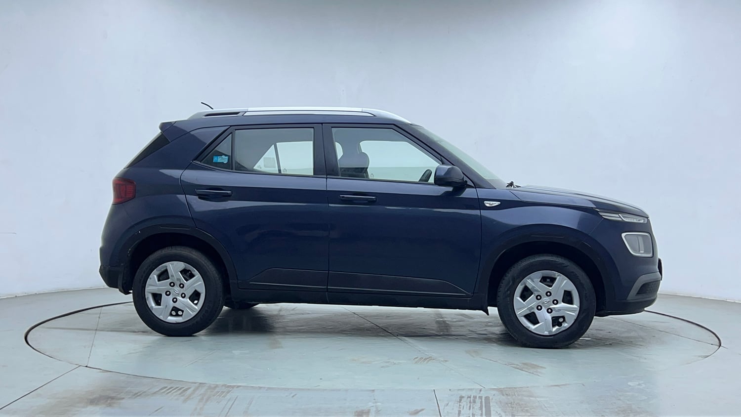 Used 2021 Hyundai Venue S 1.0 Turbo DCT Petrol Automatic exterior RIGHT SIDE VIEW