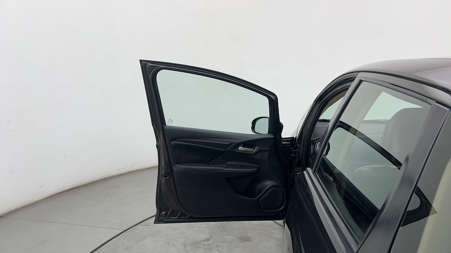 Used 2019 Honda Jazz V CVT Petrol Petrol Automatic interior LEFT FRONT DOOR OPEN VIEW