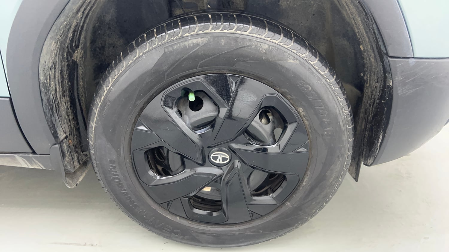 Used 2022 Tata Punch Adventure MT Petrol Manual tyres RIGHT FRONT TYRE RIM VIEW