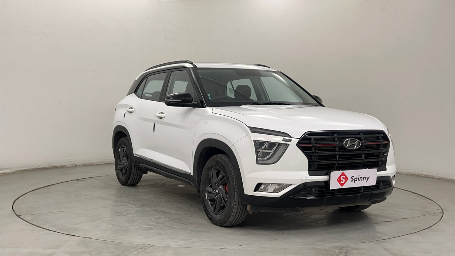 Used 2024 Hyundai Creta S Plus 1.5 Petrol Knight Petrol Manual exterior RIGHT FRONT CORNER VIEW