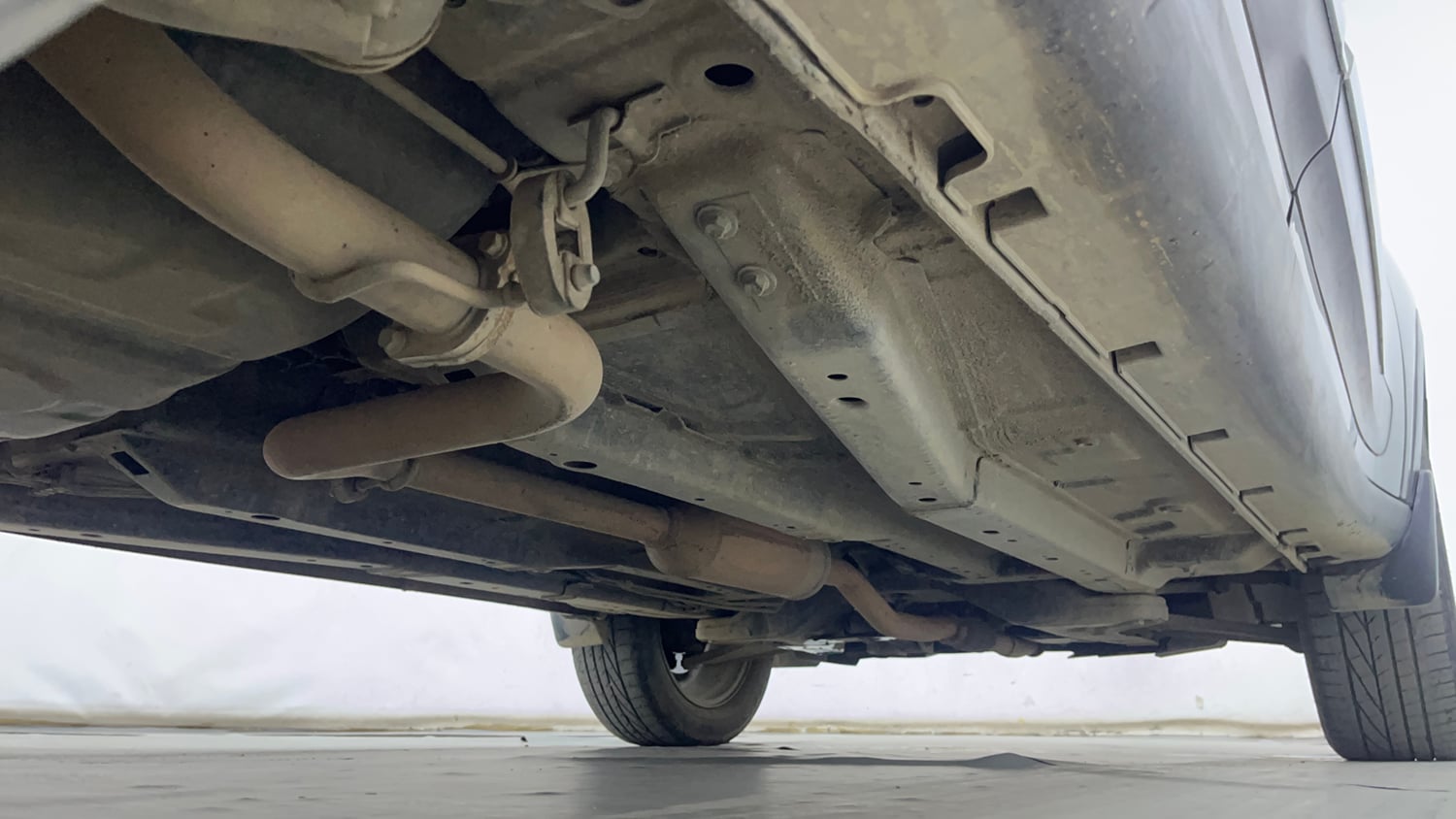 Used 2021 Tata Nexon XZA Plus Petrol Automatic extra REAR RIGHT UNDERBODY VIEW