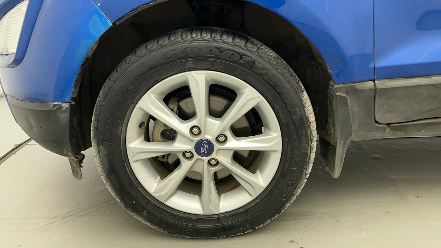 Used 2017 Ford EcoSport Titanium 1.5L TDCi Diesel Manual tyres LEFT FRONT TYRE RIM VIEW