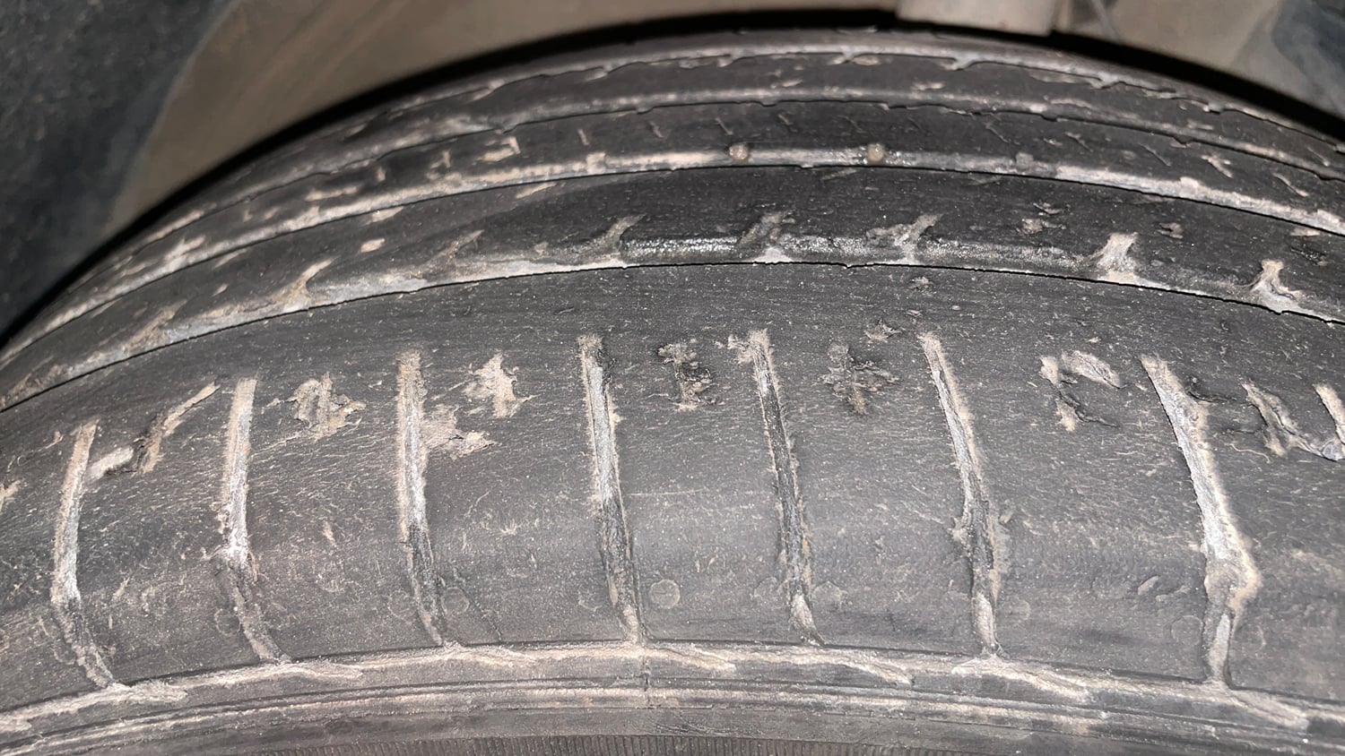 Used 2020 MG Motors Hector Sharp 1.5 DCT Petrol Petrol Automatic tyres RIGHT FRONT TYRE TREAD VIEW
