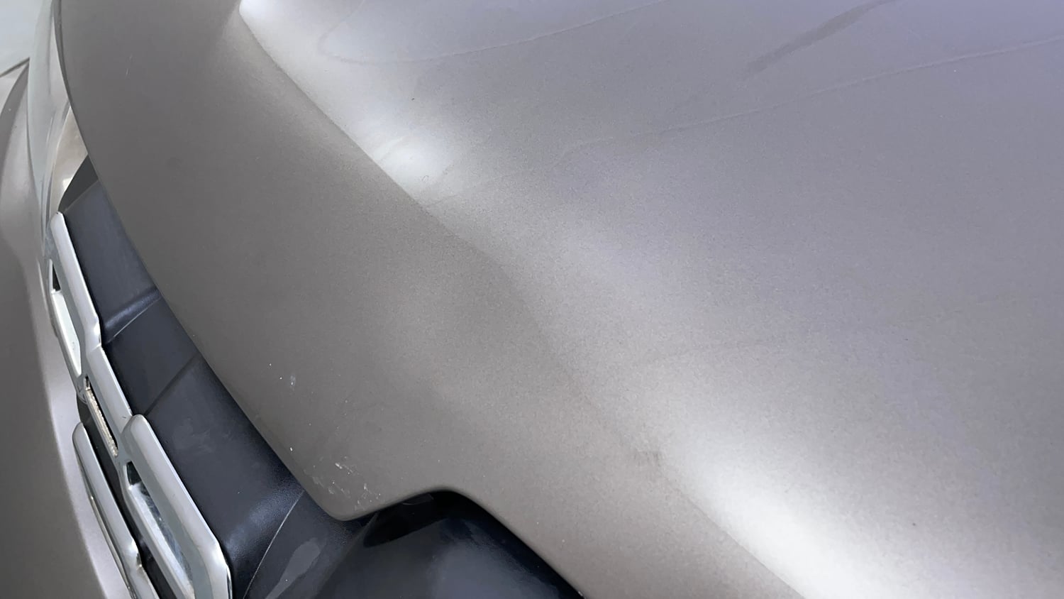 Used 2017 Renault Kwid 1.0 RXT Petrol Manual dents MINOR DENT