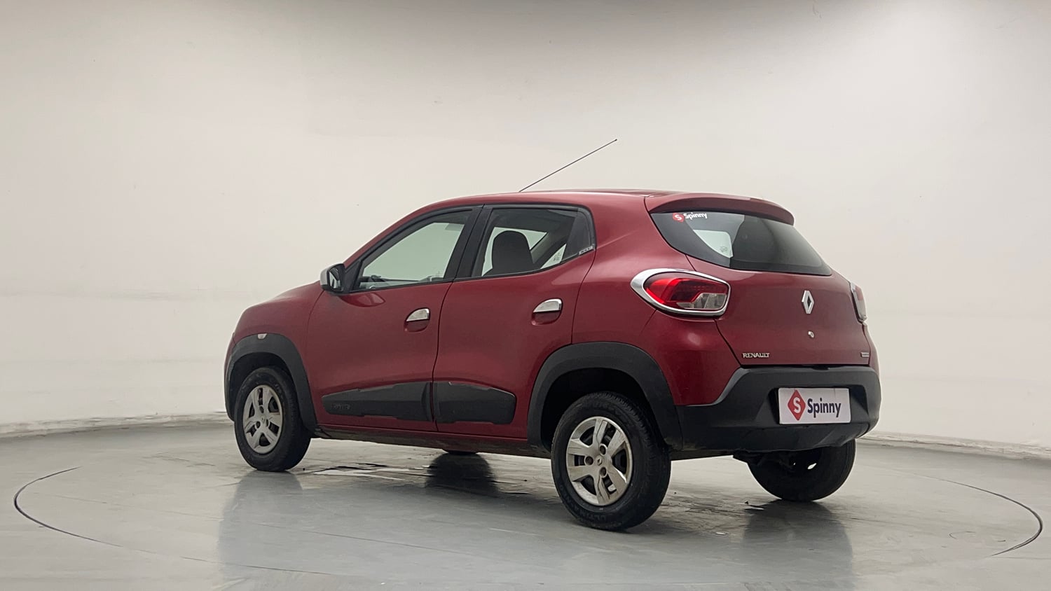Used 2018 Renault Kwid 1.0 RXT AMT Opt Petrol Automatic exterior LEFT REAR CORNER VIEW