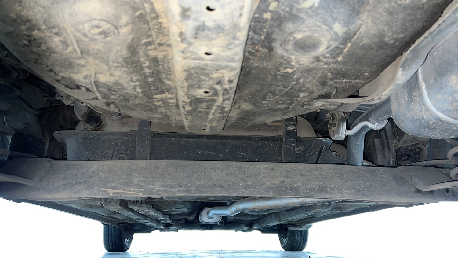 Used 2018 Hyundai Grand i10 Sportz (O) AT 1.2 Kappa VTVT Petrol Automatic extra REAR UNDERBODY VIEW (TAKEN FROM REAR)
