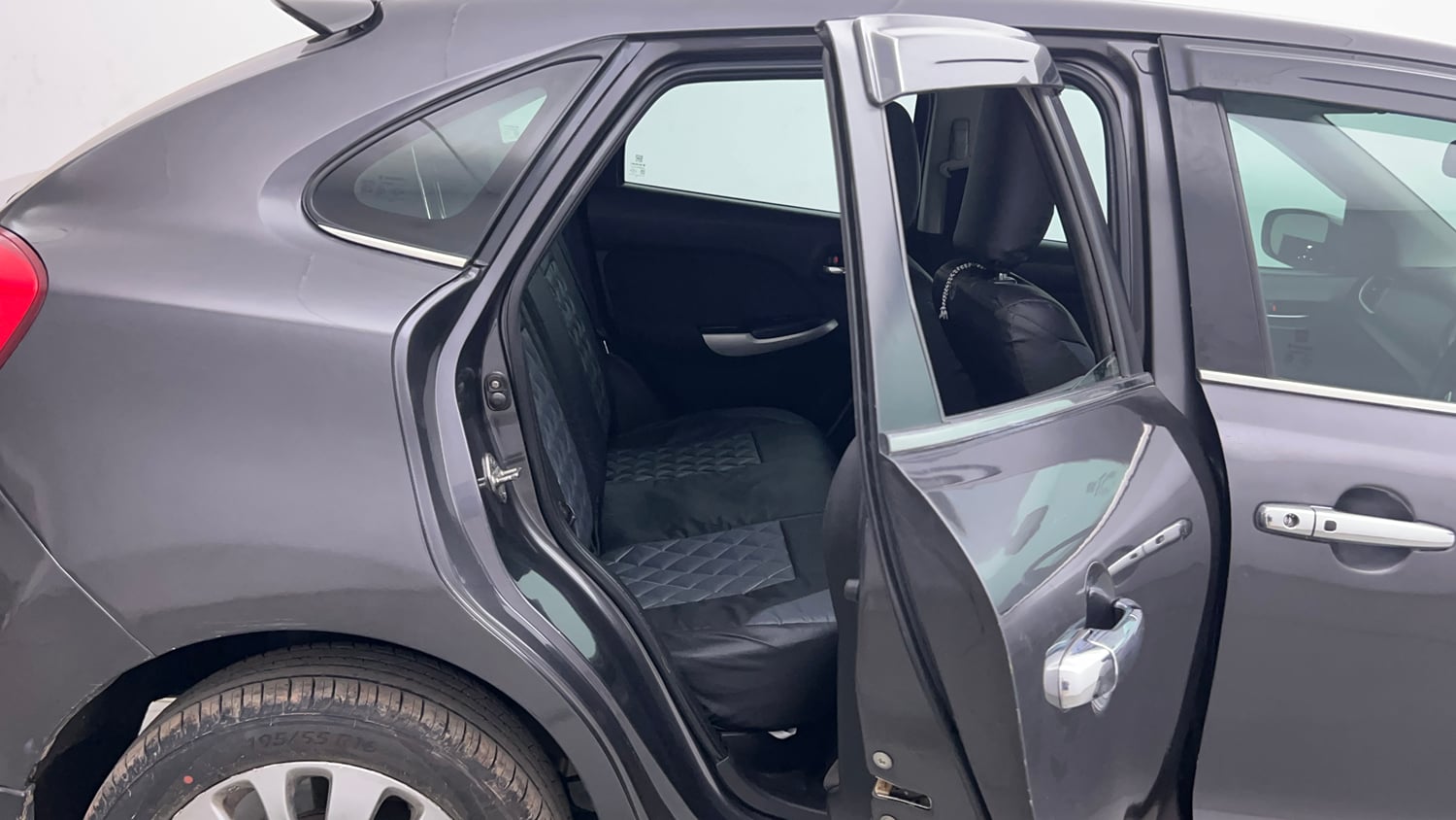 Used 2018 Maruti Suzuki Baleno Zeta 1.2 AT Petrol Automatic interior RIGHT SIDE REAR DOOR CABIN VIEW