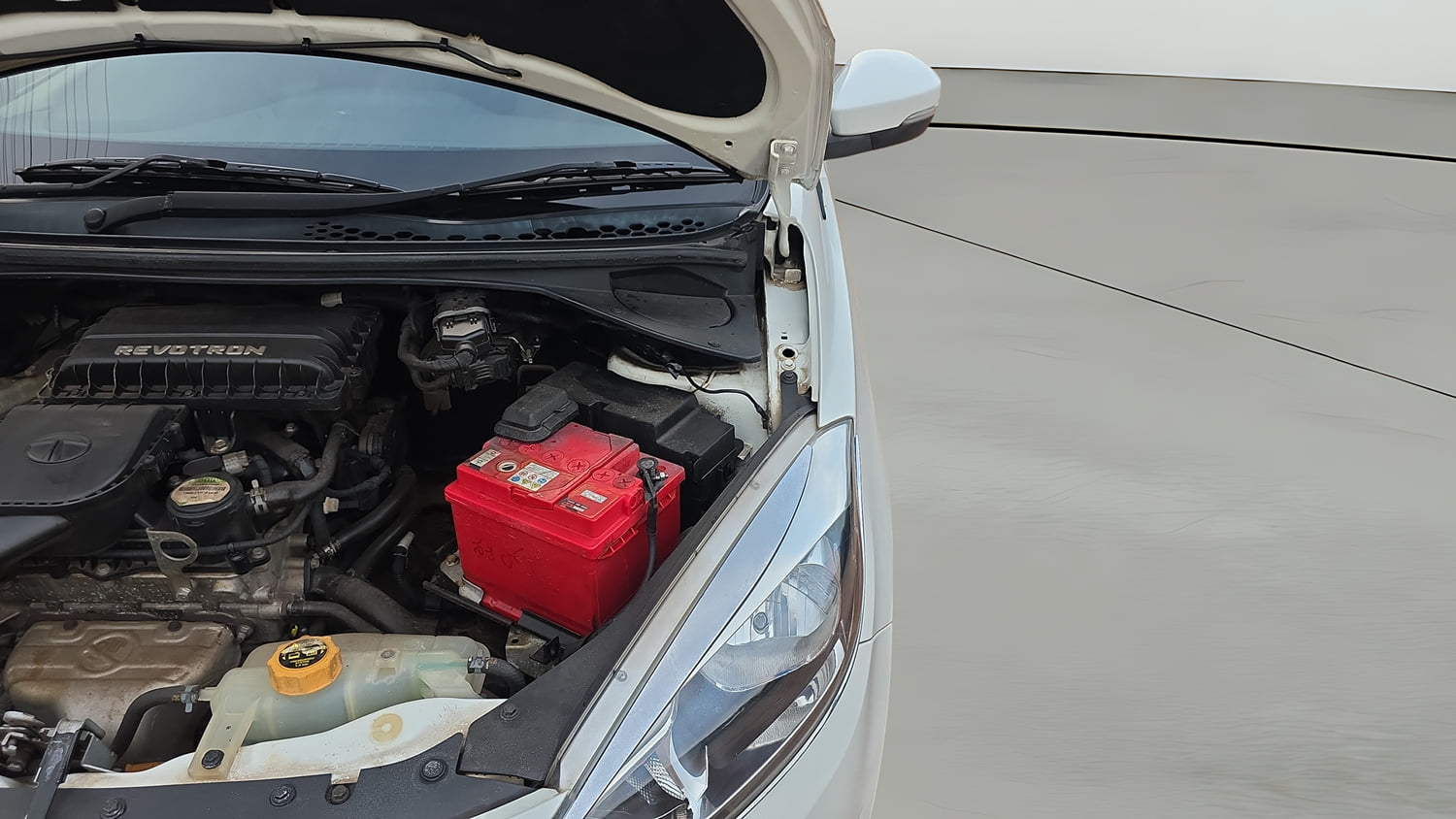 Used 2017 Tata Tiago Revotron XZ Petrol Manual engine ENGINE LEFT SIDE HINGE & APRON VIEW