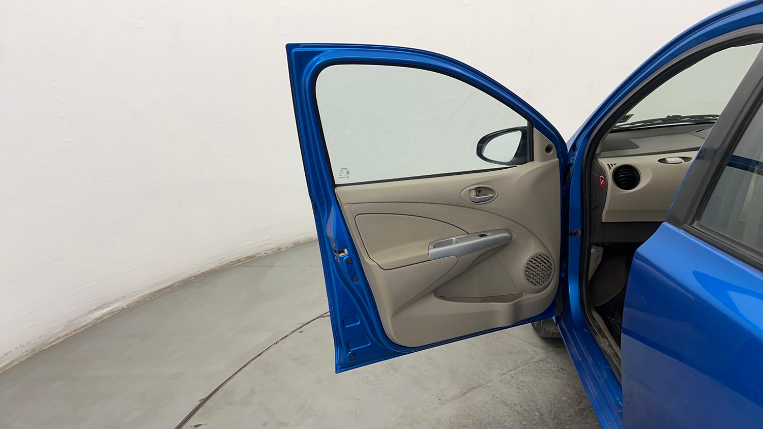 Used 2015 Toyota Etios Liva V Petrol Manual interior LEFT FRONT DOOR OPEN VIEW