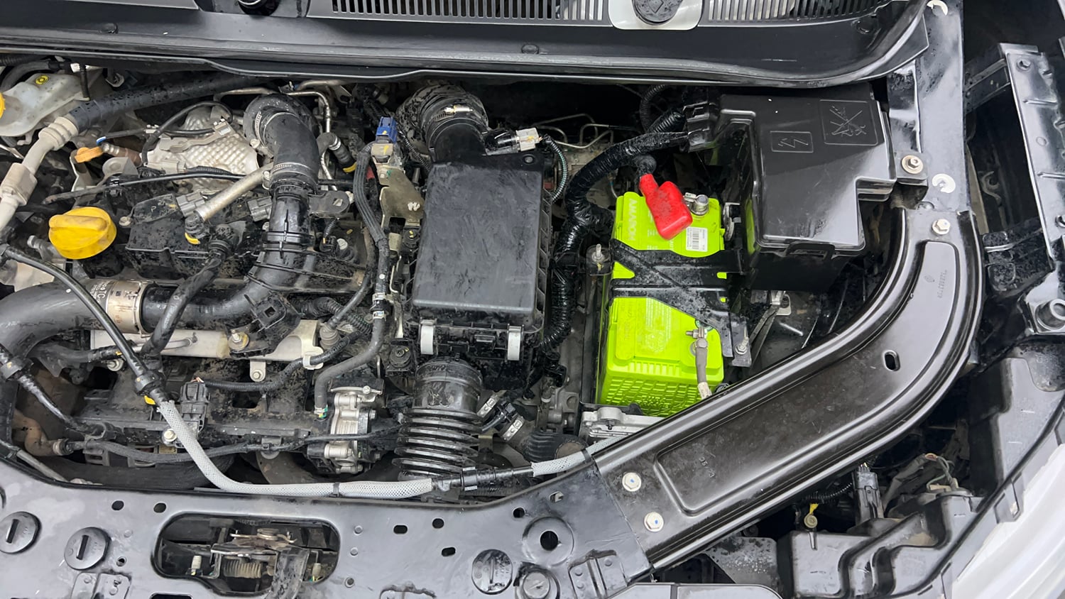 Used 2023 Renault Kiger RXZ Turbo CVT Petrol Automatic engine ENGINE LEFT SIDE VIEW