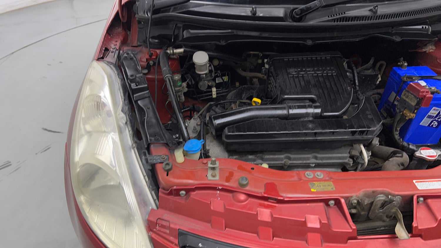 Used 2013 Maruti Suzuki Swift VXi Petrol Manual engine ENGINE RIGHT SIDE VIEW