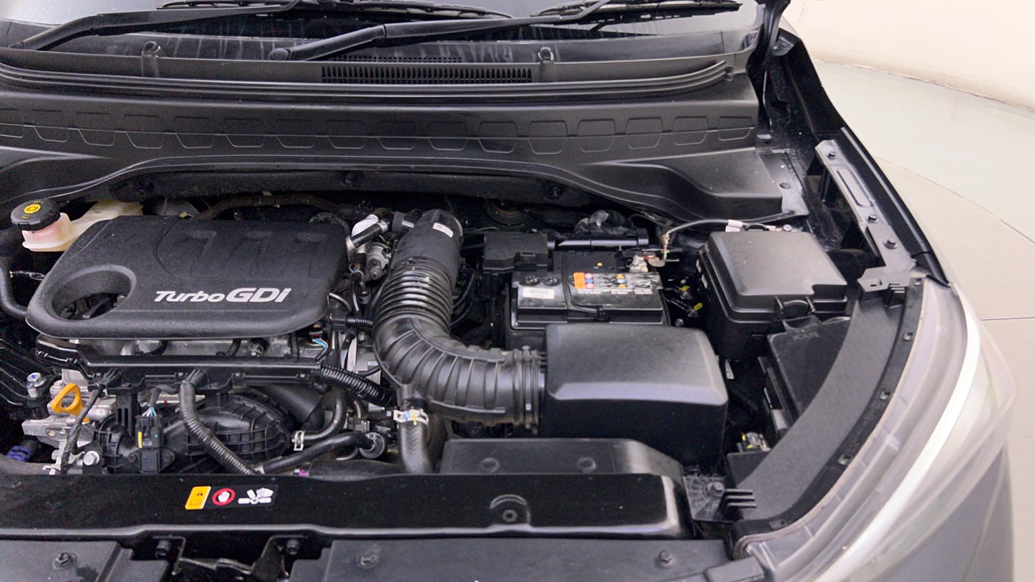 Used 2023 Kia Sonet HTX 1.0 Turbo Petrol DCT Petrol Automatic engine ENGINE LEFT SIDE HINGE & APRON VIEW