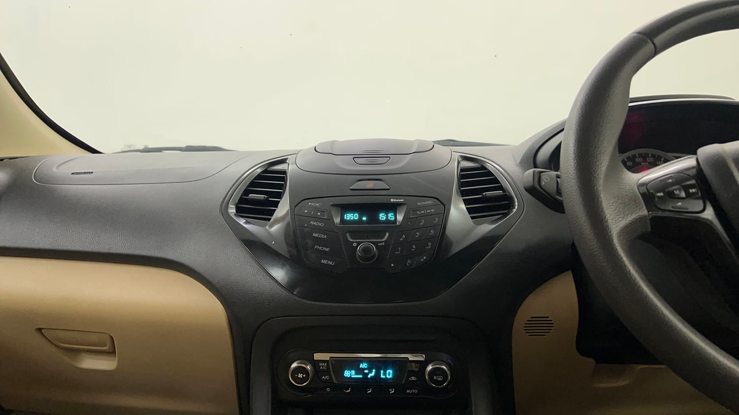 Used 2017 Ford Figo Aspire Titanium1.5 TDCi Diesel Manual interior MUSIC SYSTEM & AC CONTROL VIEW
