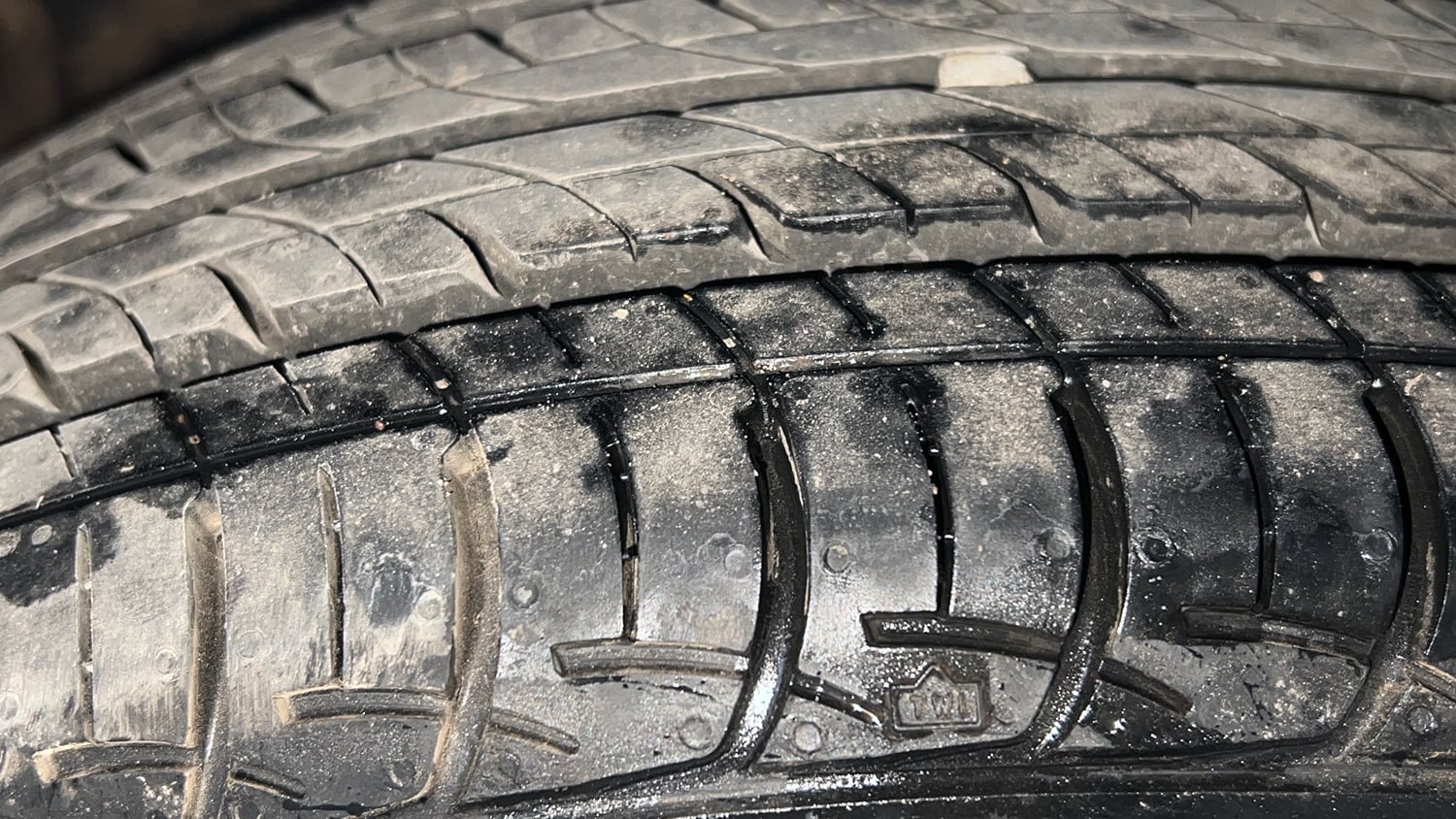Used 2018 Maruti Suzuki Baleno Delta 1.2 Petrol Manual tyres RIGHT FRONT TYRE TREAD VIEW