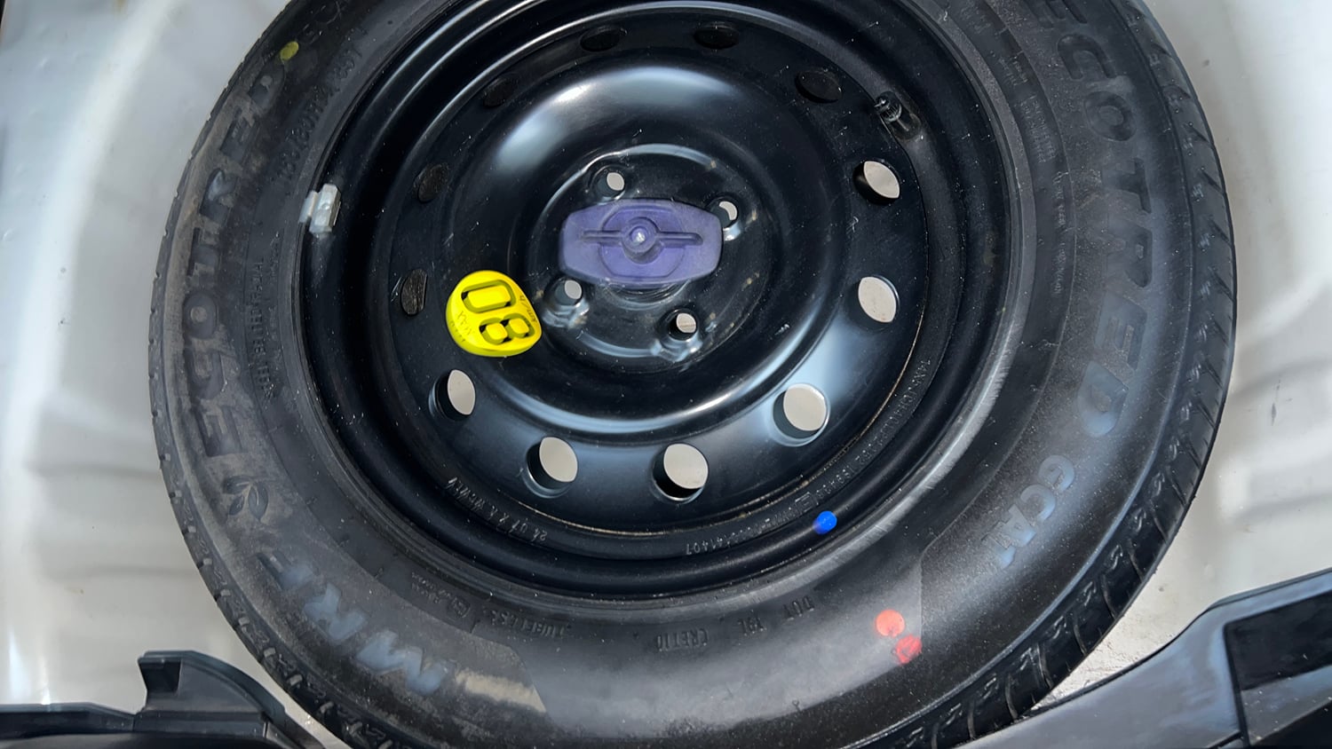 Used 2024 Maruti Suzuki Swift ZXi AMT Petrol Automatic tyres SPARE TYRE VIEW