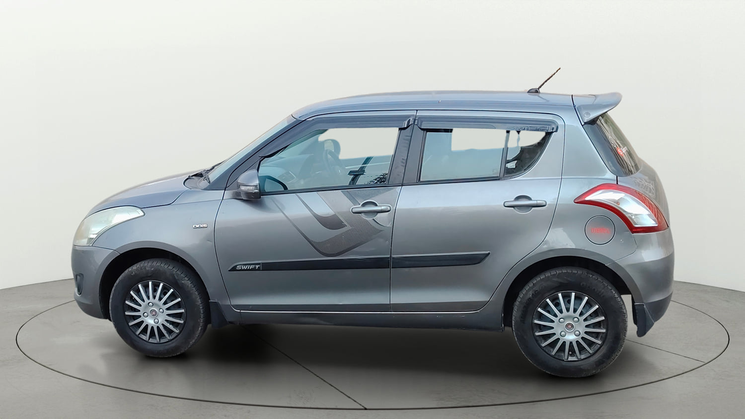 Used 2013 Maruti Suzuki Swift VDi Diesel Manual exterior LEFT SIDE VIEW