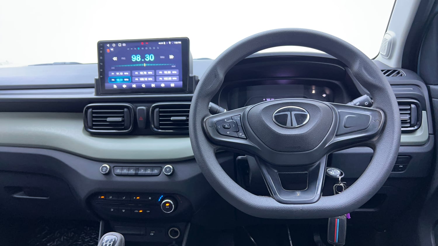 Used 2024 Tata Punch Adventure iCNG Cng Manual interior STEERING VIEW