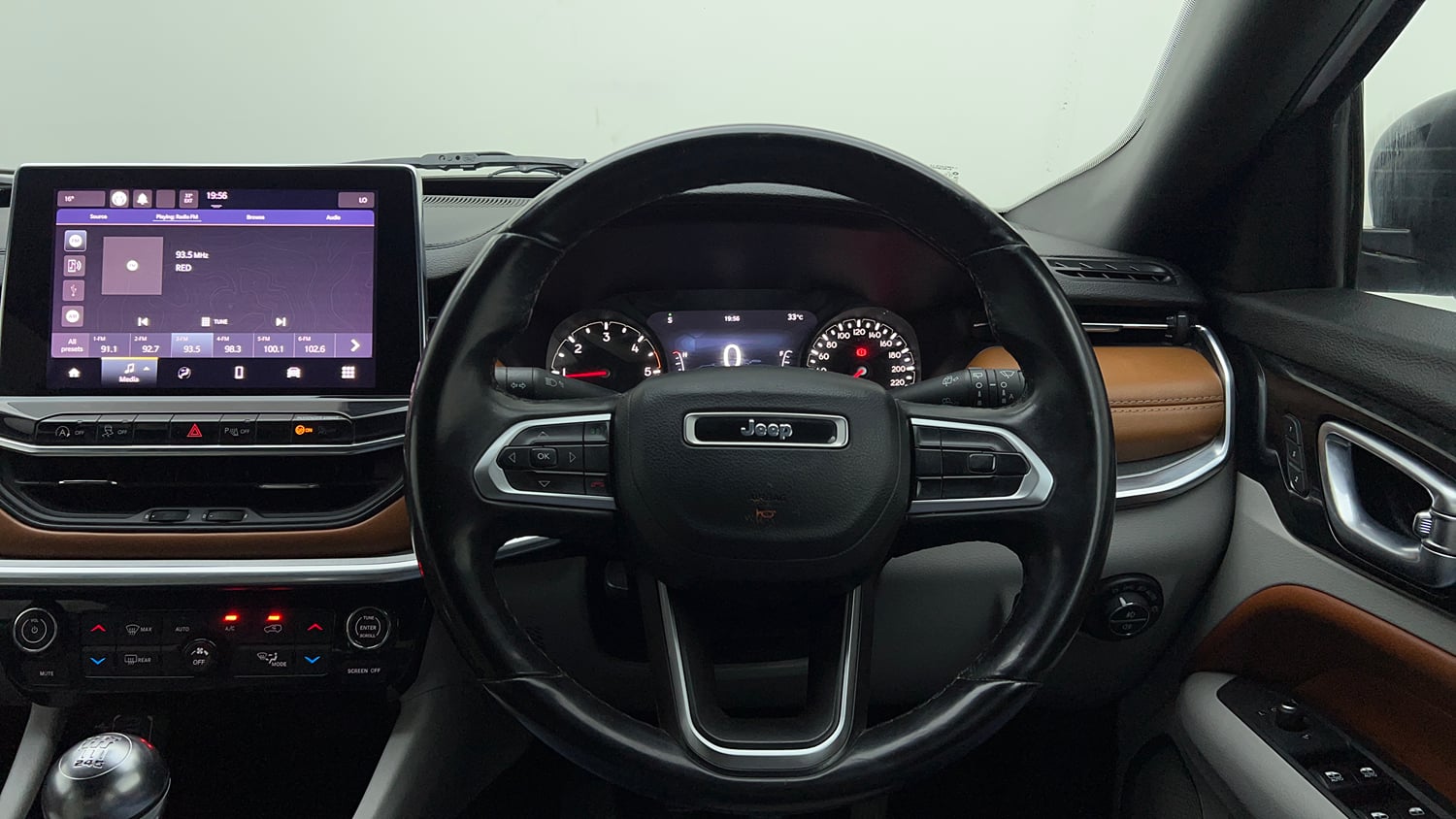 Used 2024 Jeep Compass Limited (O) 2.0 Diesel Diesel Manual interior STEERING VIEW