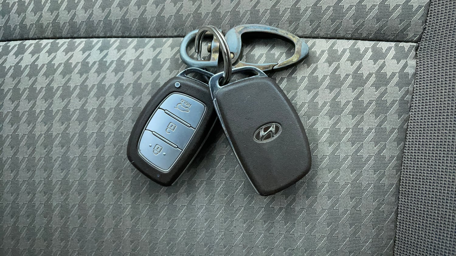 Used 2019 Hyundai Elite i20 Asta 1.2 (O) Petrol Manual extra CAR KEY VIEW