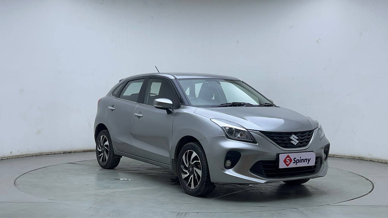 Used 2021 Maruti Suzuki Baleno Zeta Petrol Manual exterior RIGHT FRONT CORNER VIEW