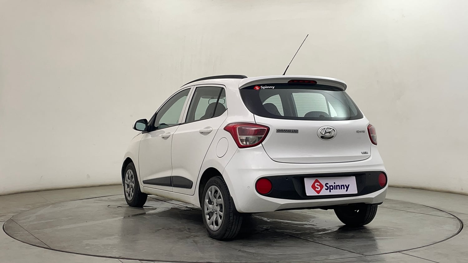 Used 2019 Hyundai Grand i10 Sportz 1.2 Kappa VTVT Petrol Manual exterior LEFT REAR CORNER VIEW