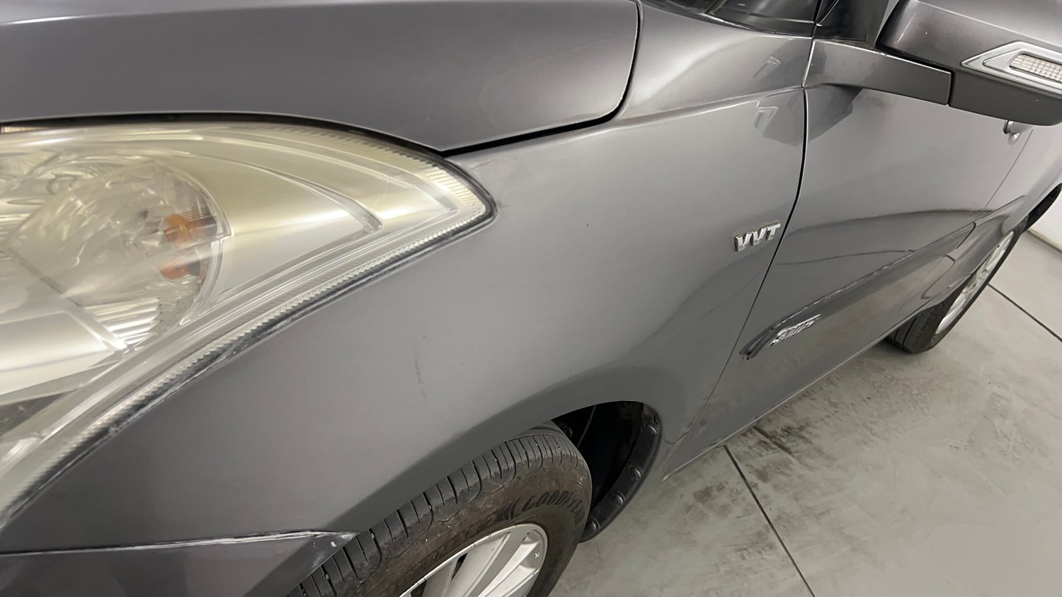 Used 2016 Maruti Suzuki Swift ZXi Petrol Manual dents MINOR SCRATCH