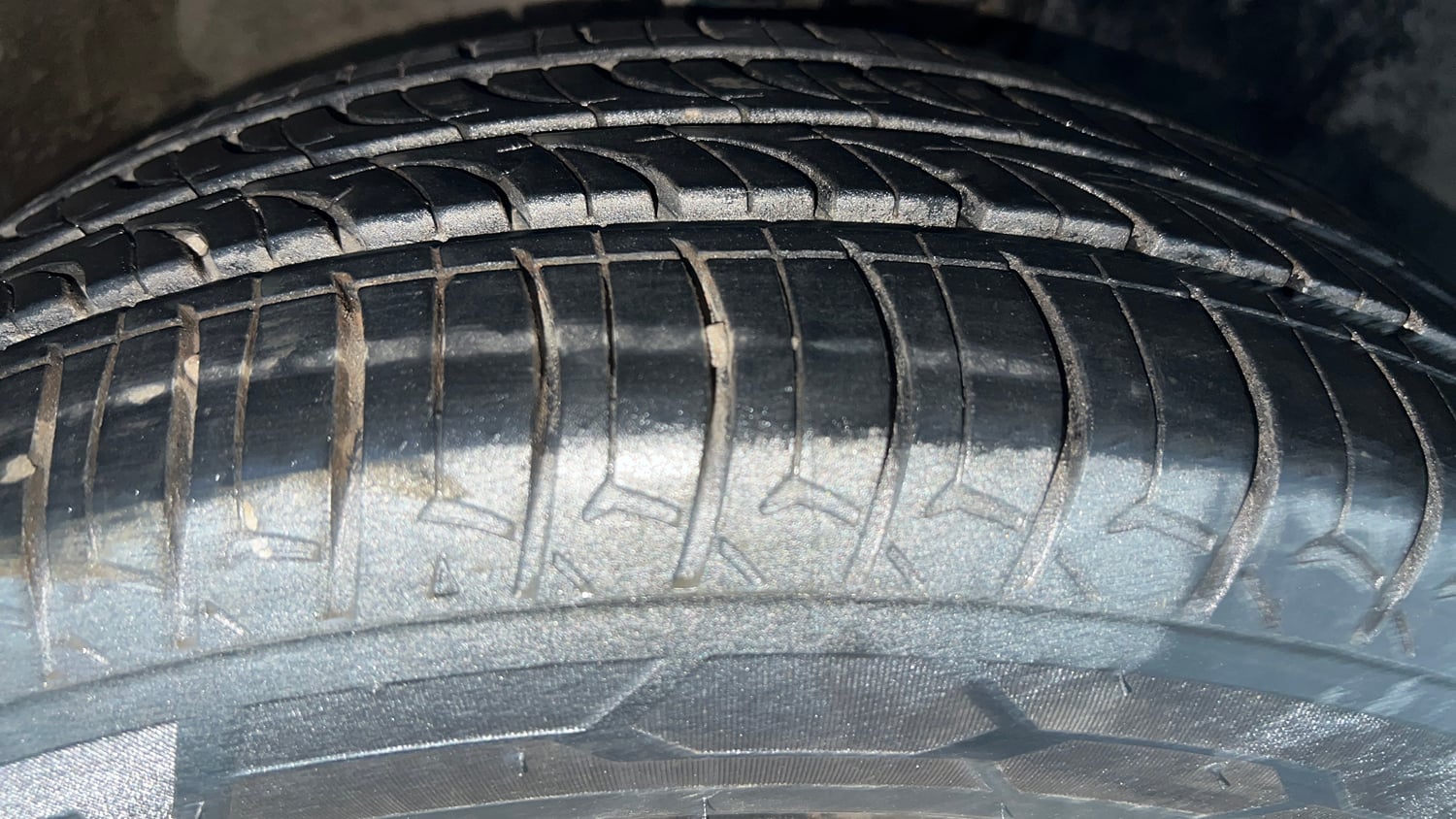 Used 2021 Maruti Suzuki Ignis Sigma 1.2 MT Petrol Manual tyres RIGHT FRONT TYRE TREAD VIEW