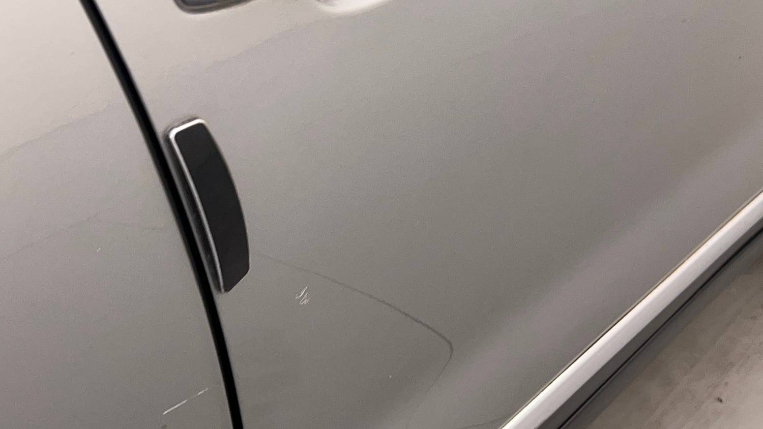 Used 2022 maruti-suzuki Vitara Brezza VXi Petrol Manual dents MINOR SCRATCH