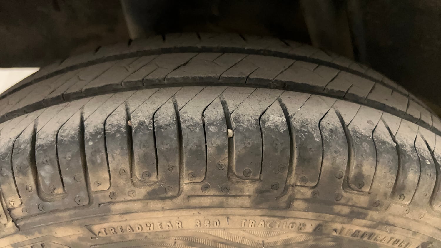Used 2016 Renault Kwid RXT Petrol Manual tyres RIGHT REAR TYRE TREAD VIEW