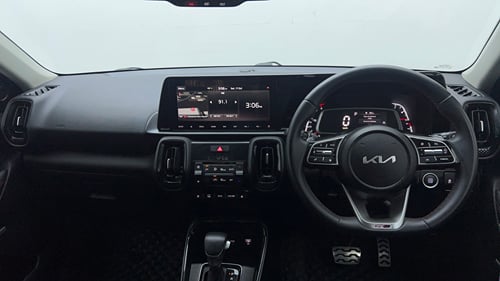 Used 2023 Kia Sonet GTX Plus 1.0 DCT Petrol Automatic interior DASHBOARD VIEW