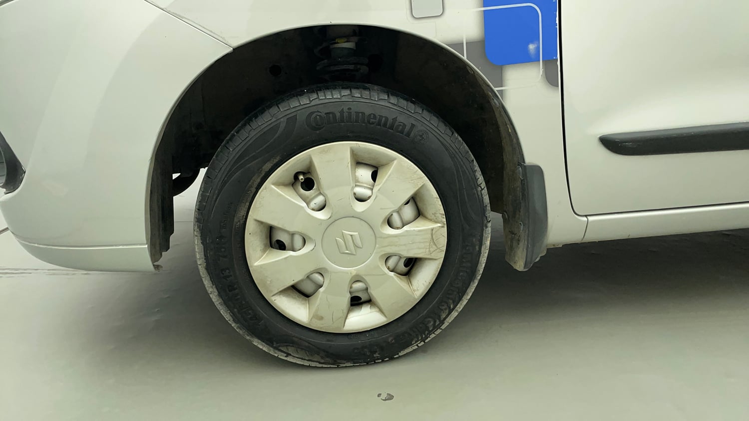 Used 2012 Maruti Suzuki Wagon R LXi Petrol Manual tyres LEFT FRONT TYRE RIM VIEW