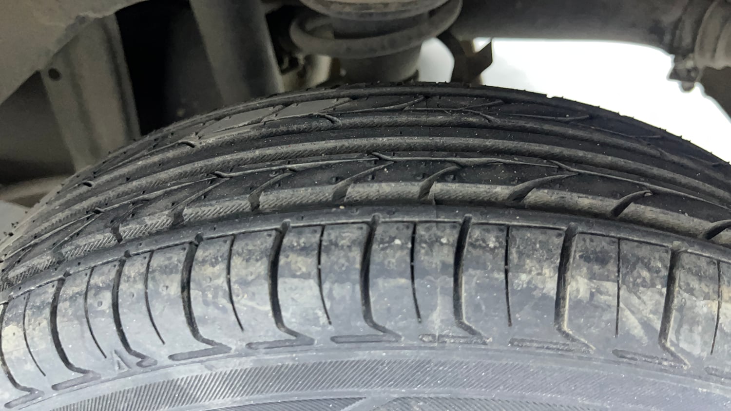 Used 2019 Maruti Suzuki Alto 800 VXi (O) Petrol Manual tyres LEFT REAR TYRE TREAD VIEW
