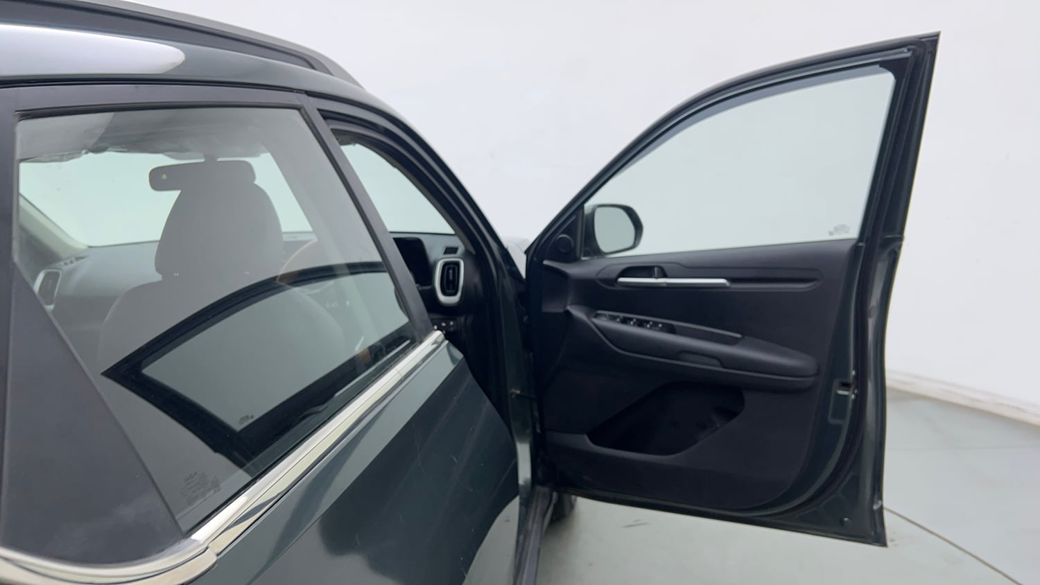 Used 2024 Kia Sonet HTK (O) 1.2 Petrol MT Petrol Manual interior RIGHT FRONT DOOR OPEN VIEW