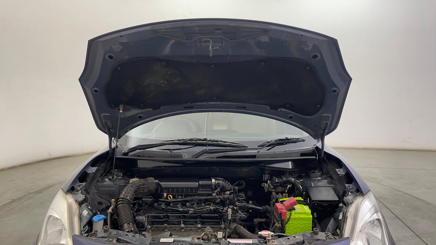 Used 2018 Maruti Suzuki Dzire VXi Petrol Manual engine ENGINE & BONNET OPEN FRONT VIEW