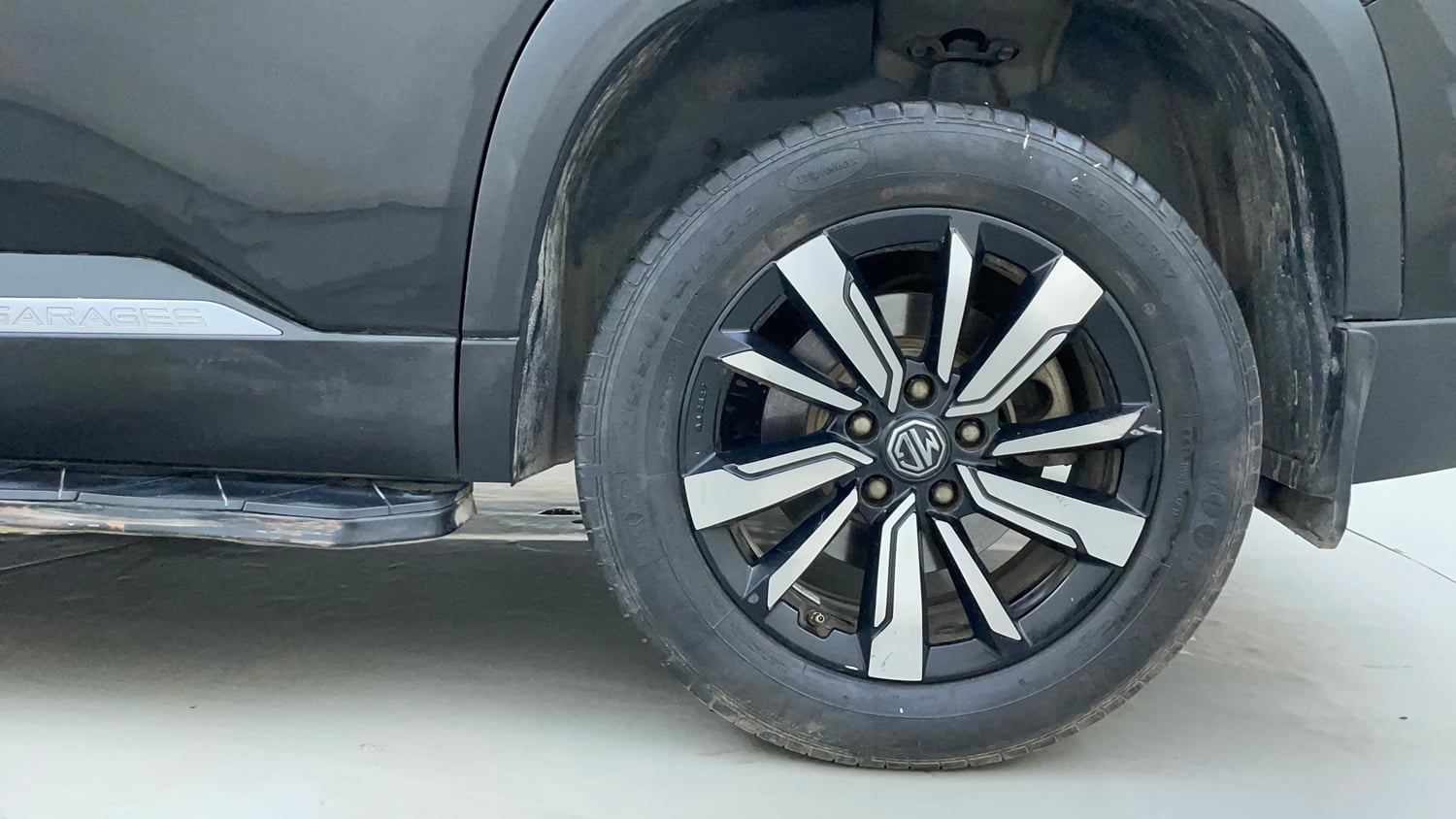 Used 2020 MG Motors Hector Sharp 1.5 DCT Petrol Petrol Automatic tyres LEFT REAR TYRE RIM VIEW