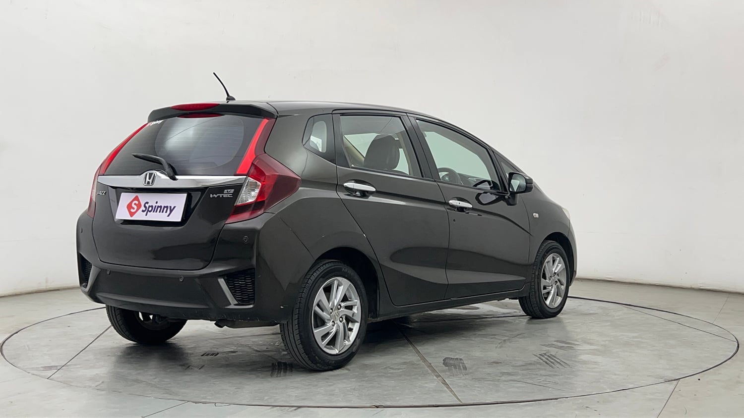 Used 2019 Honda Jazz V CVT Petrol Petrol Automatic exterior RIGHT REAR CORNER VIEW