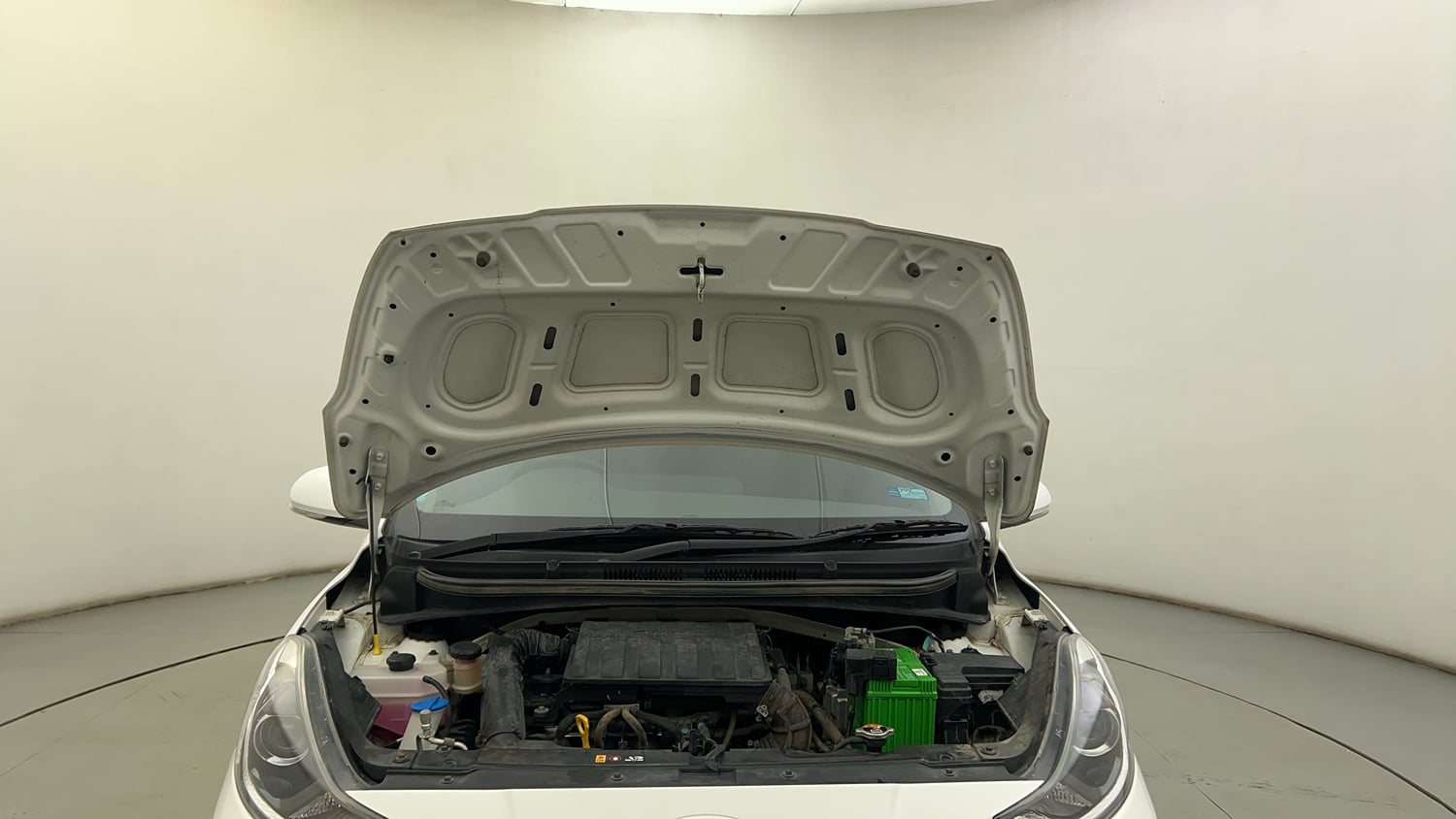Used 2025 Hyundai Grand i10 Nios Sportz 1.2 Hy-CNG Duo Cng Manual engine ENGINE & BONNET OPEN FRONT VIEW
