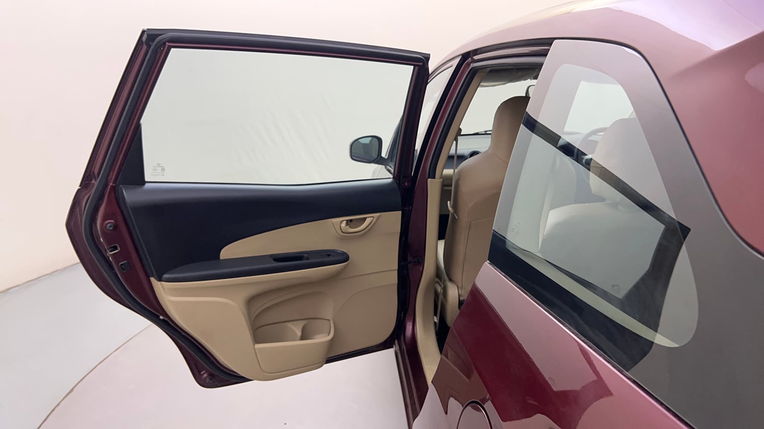 Used 2014 Honda Mobilio V Petrol Petrol Manual interior LEFT REAR DOOR OPEN VIEW