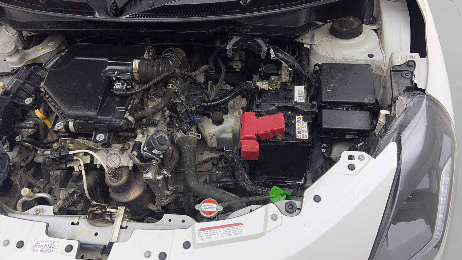 Used 2024 Maruti Suzuki Swift ZXi AMT Petrol Automatic engine ENGINE LEFT SIDE VIEW